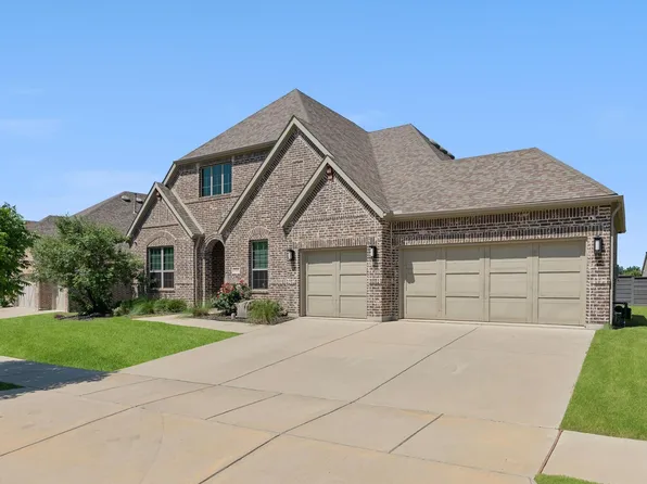 7025 Central Ct, Aubrey, TX 76227