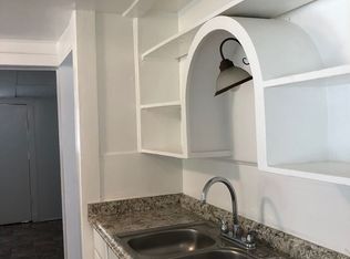 118 SW 5th St, Newton, KS 67114