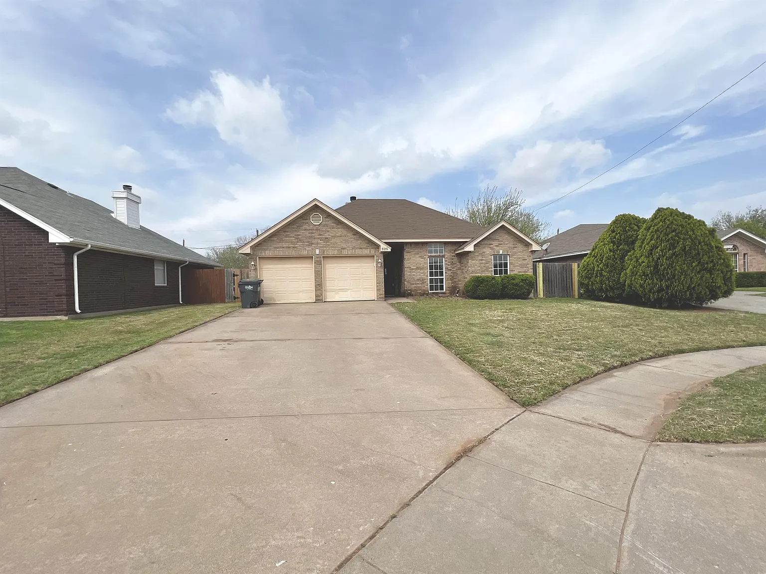 5215 Northview Drive - 1 — Photo 1