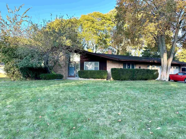 34 W Breitmeyer Pl, Mount Clemens, MI 48043