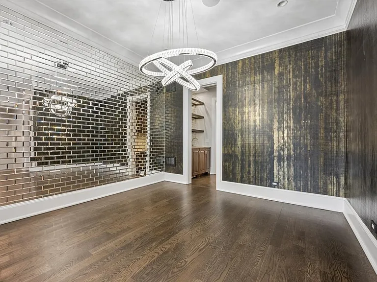 458 W Deming Pl — Photo 6
