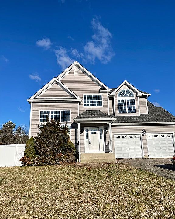 1st image of 1 Camden Ct
