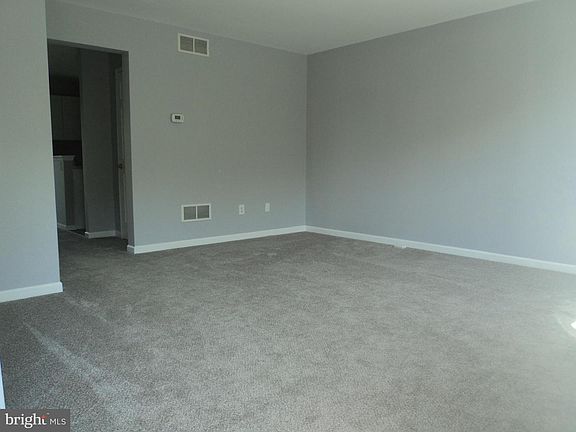 2nd image of 306 Caribou Ln
