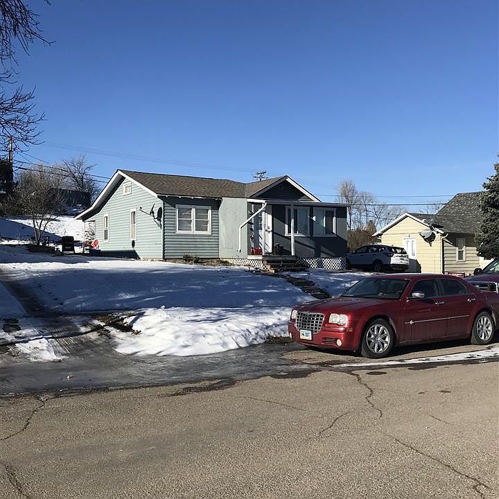 1st image of 406 S Maple St
