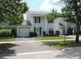 7313 Hartford Rd, Downers Grove, IL 60516