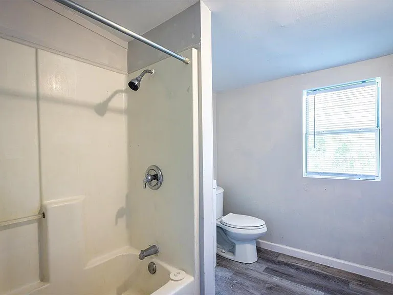 531 New Berlin Rd — Photo 18