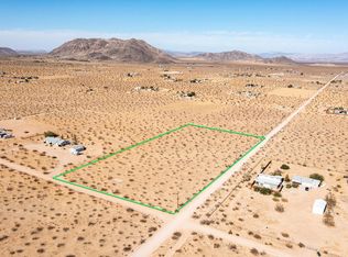 60472 Stearman Rd, Landers, CA 92285