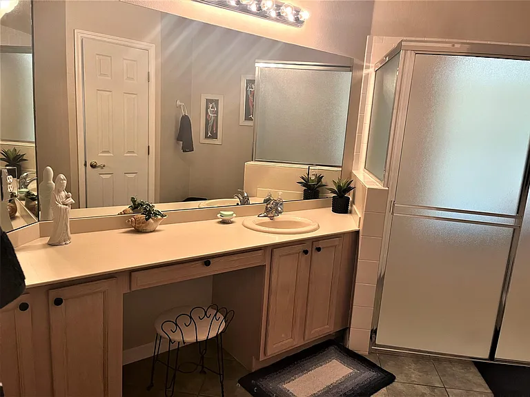 289 Falling Water Dr — Photo 37