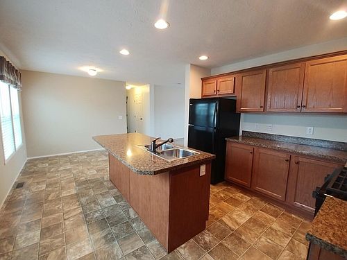3rd image of 3686 Heathwood E