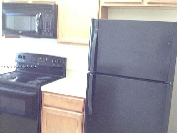 2nd image of 2350 Retreat View Cir #0