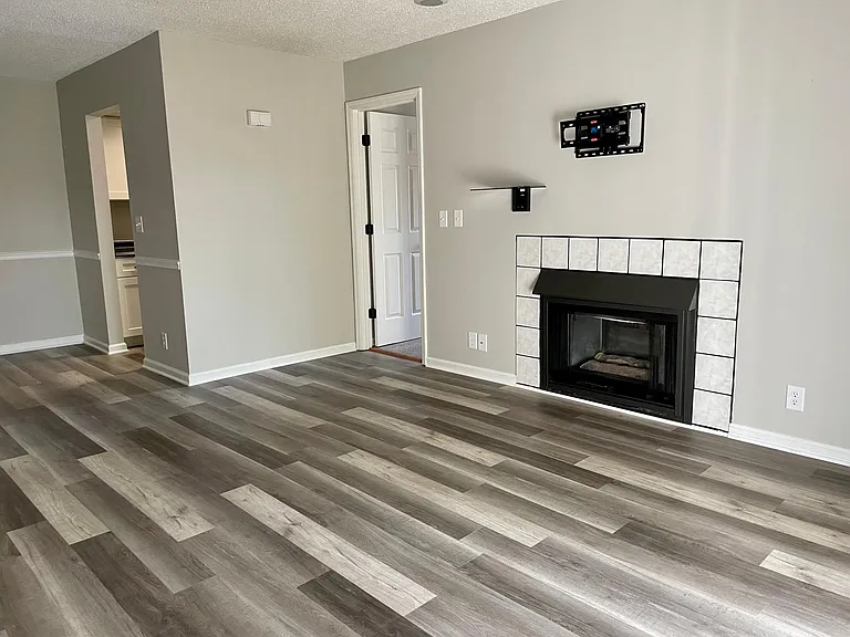 110 Heywood Rd — Photo 3