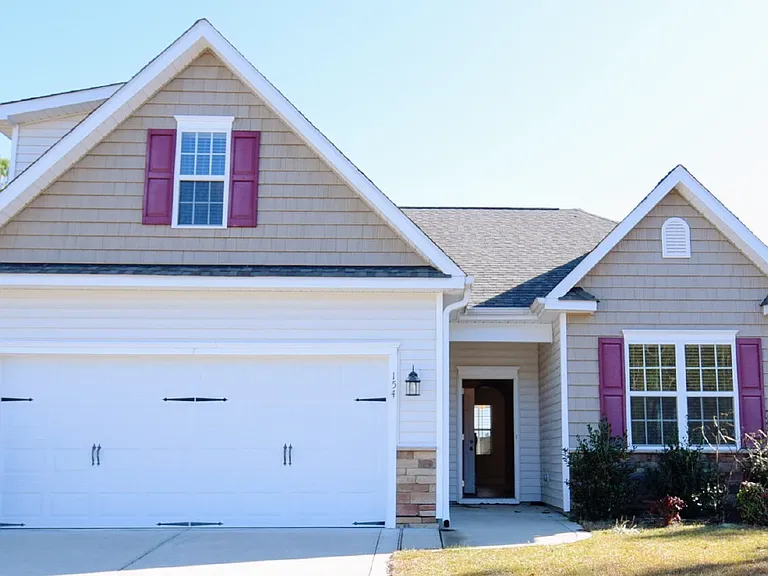 154 Heatherwood Dr — Photo 2