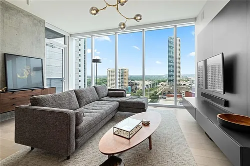 301 West Ave Photo 1