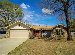 12 White Oak Dr, Conway, AR 72034
