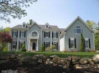 12 Overlook Rd, Hopkinton, MA 01748
