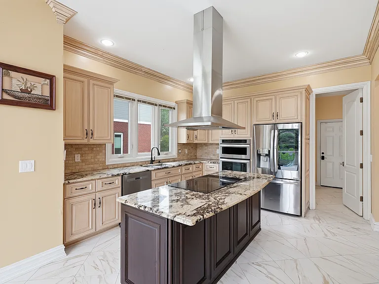 13697 Silent Woods Dr — Photo 13