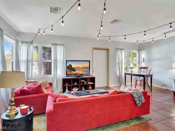 2455 Cortez Blvd, Fort Myers, FL 33901