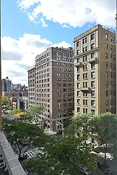 Rented by R New York