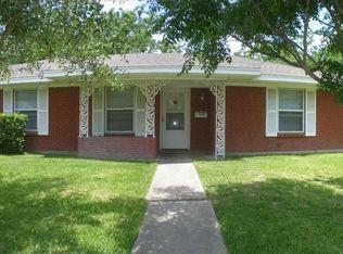 2306 Terrace Ave, Victoria, TX 77901