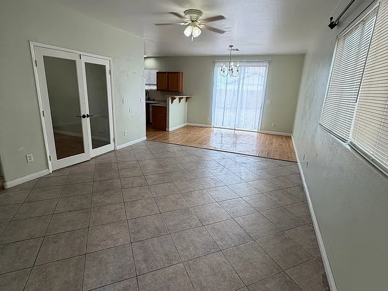 3814 Kit Fox St — Photo 3