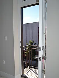 Rented by R New York