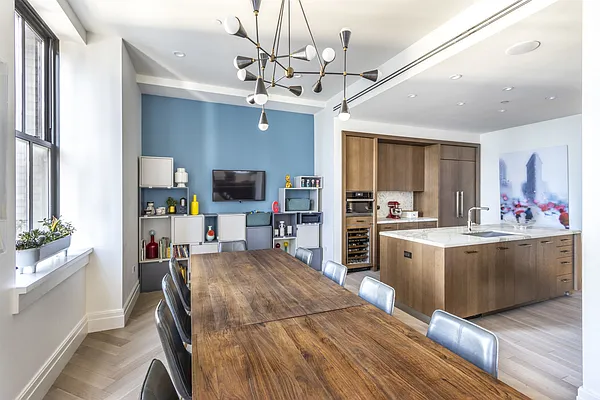 Rented by Compass | media 17