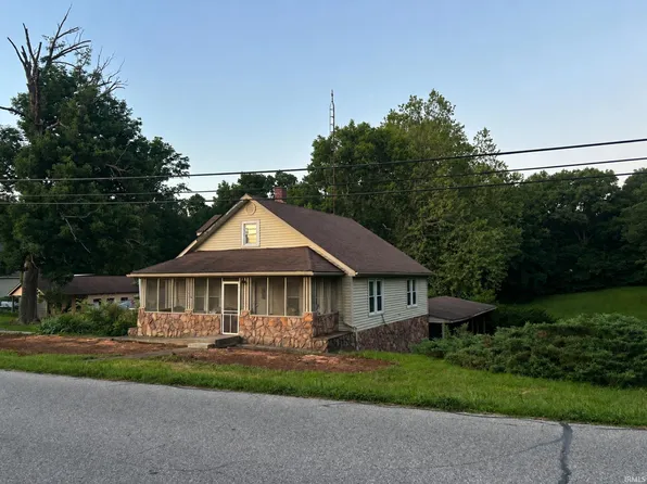 2462 Dixie Hwy, Bedford, IN 47421