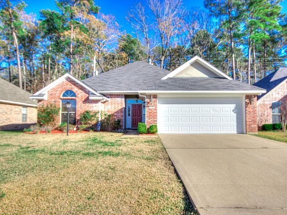 Exterior Front View 5