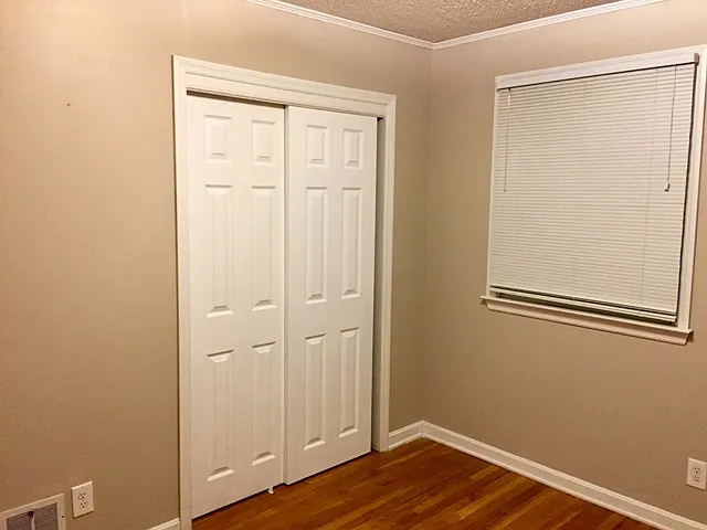 2621 Darby Dr — Photo 7