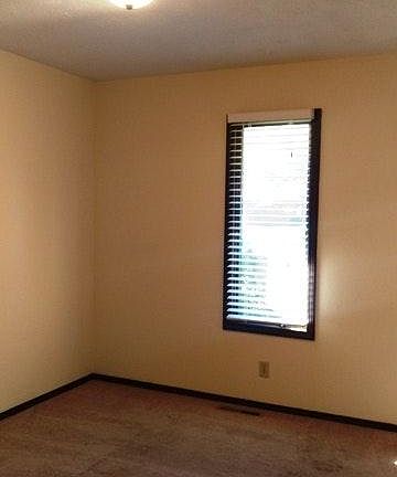 5th image of 519 E Latoka Ct