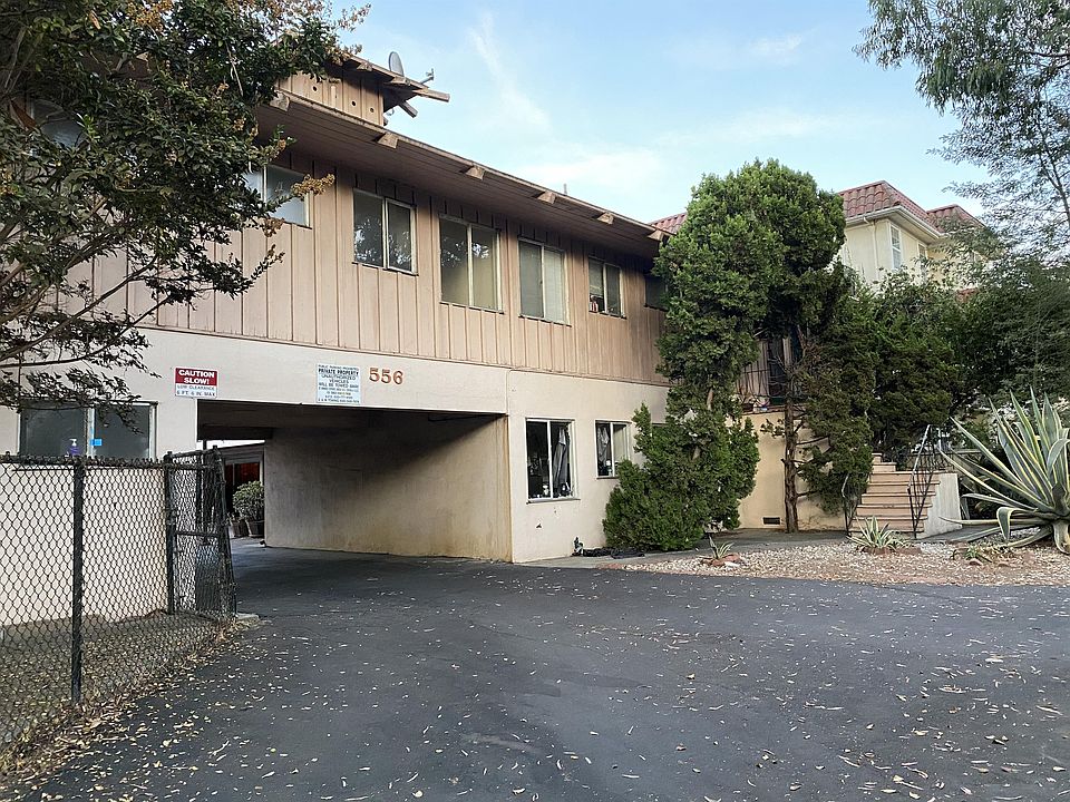 1st image of 556 El Camino Real #3