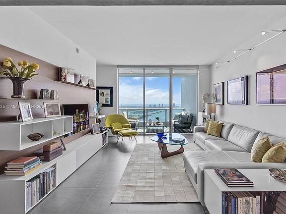 5th image of 900 Biscayne Blvd APT 5109