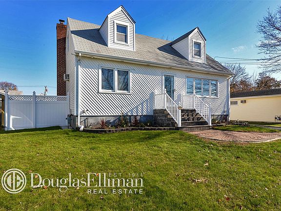 3rd image of 146 Linton Ave