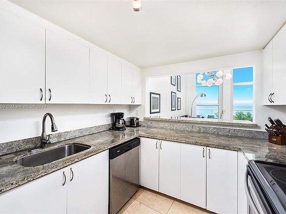 3rd image of 5445 Collins Ave APT M15