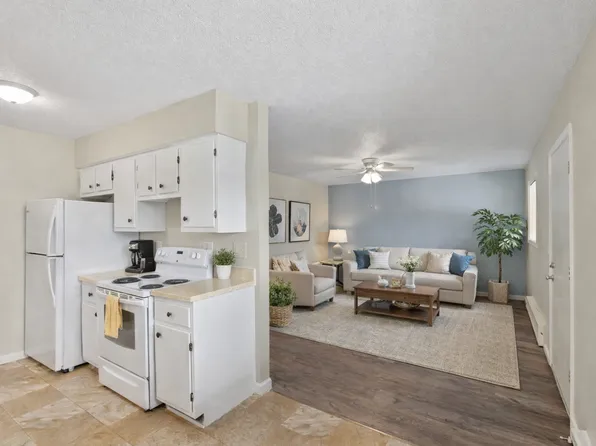 The Ferns, 212 Washington St #5100cd745, Keokuk, IA 52632