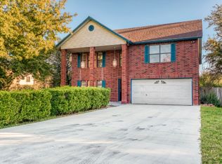 2226 Newoak Park, San Antonio, TX 78230