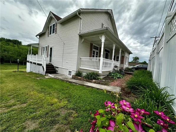 751 Fairbank Herbert Rd, New Salem, PA 15468