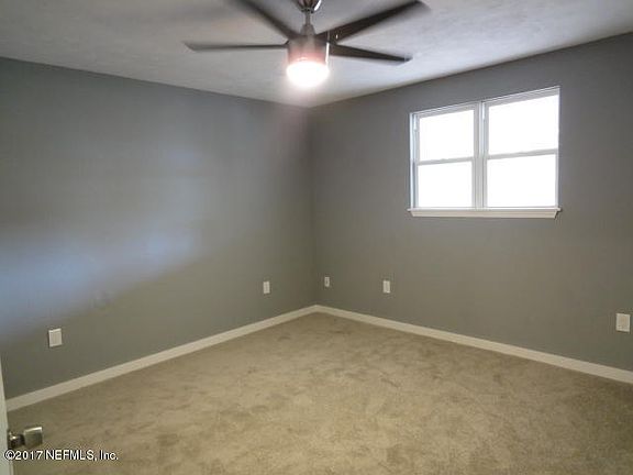 5th image of 17853 NE 28th Ave