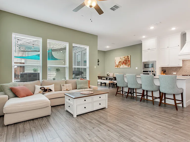 7667 Tiffany Dr — Photo 18