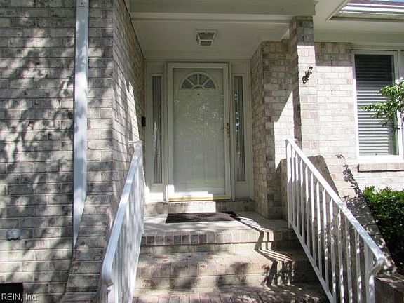 4th image of 3105 Deans Ct