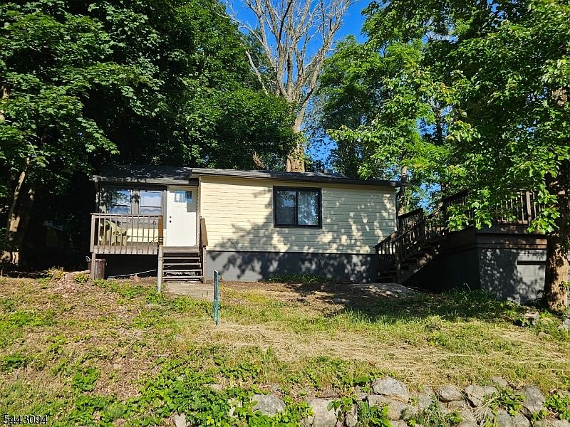 1st image of 43 E Shore Trl
