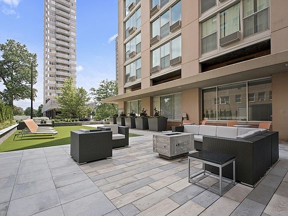 Outdoor Entertainment Courtyard
