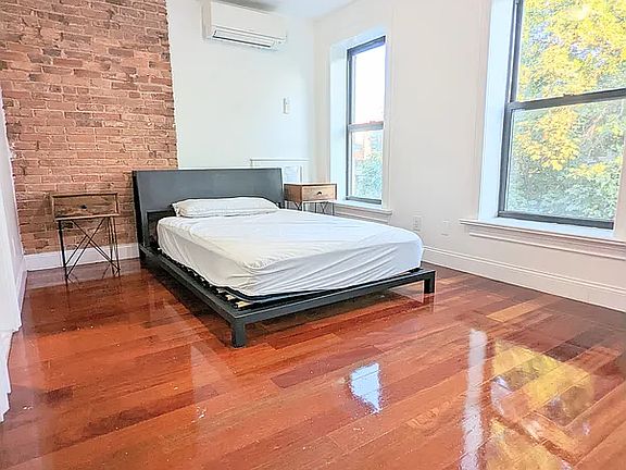 3rd image of 952 Greene Ave Floor 3
