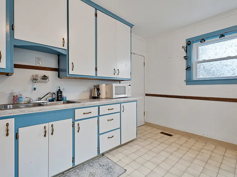 1108 N Tioga St #A — Photo 3