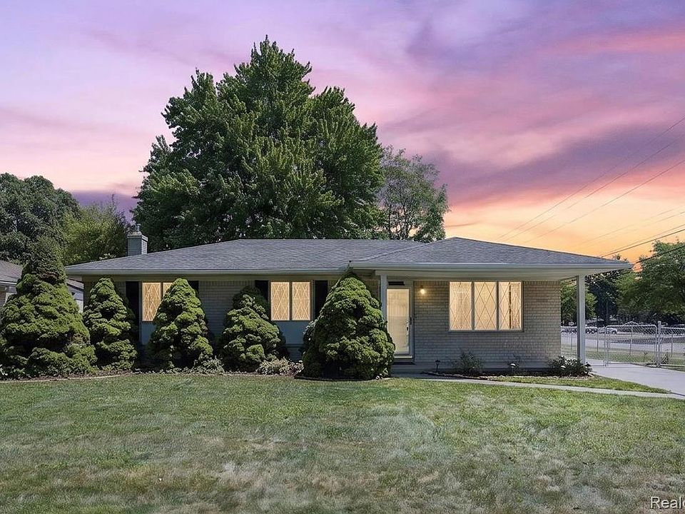 1st image of 37018 Tamarack Dr