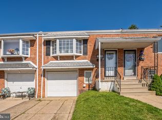 10862 Rayland Rd, Philadelphia, PA 19154