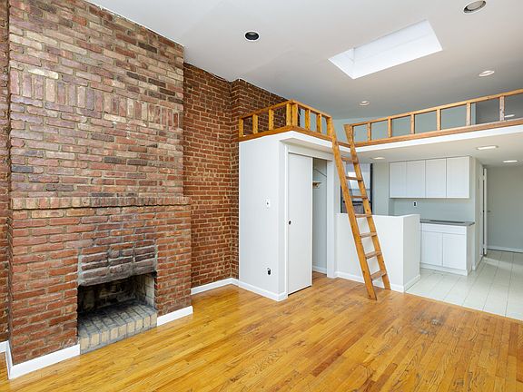 2nd image of 424 E 75th St APT 5D