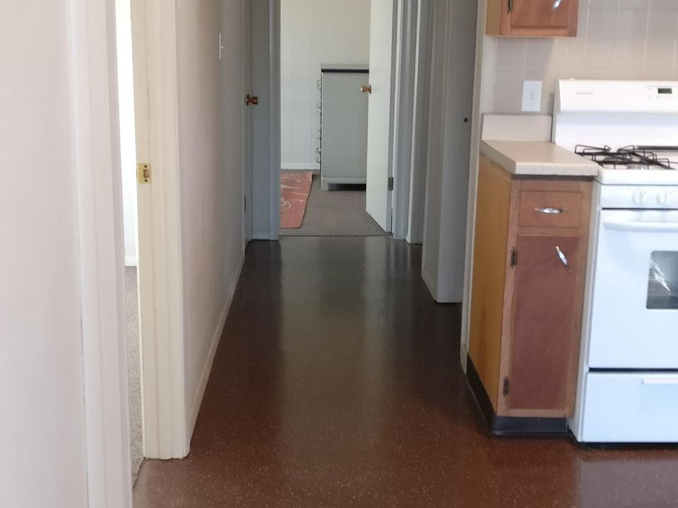 1st image of 210 W South St APT 6