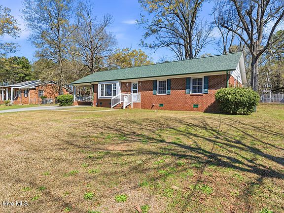 5th image of 136 Springdale Drive