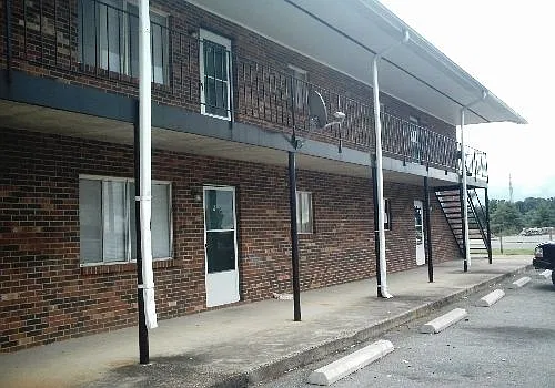 215-217 Ingram Rd
